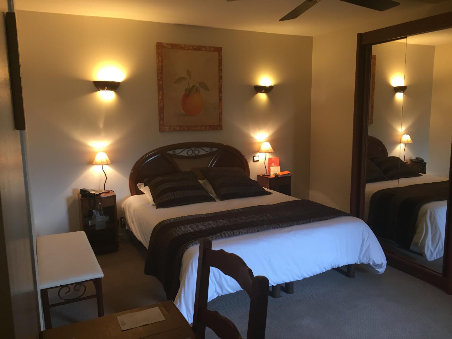 Du Cheval Blanc - Teritoria Hotel 3*