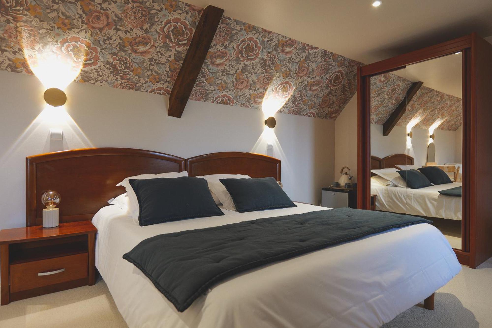Hotel Du Cheval Blanc - Teritoria 3*